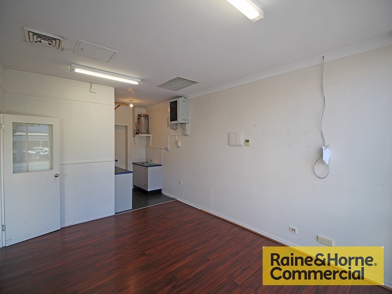 8/16 Brighton Road, Sandgate QLD 4017
