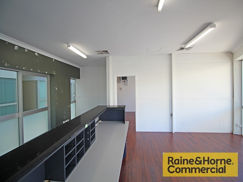 8/16 Brighton Road, Sandgate QLD 4017