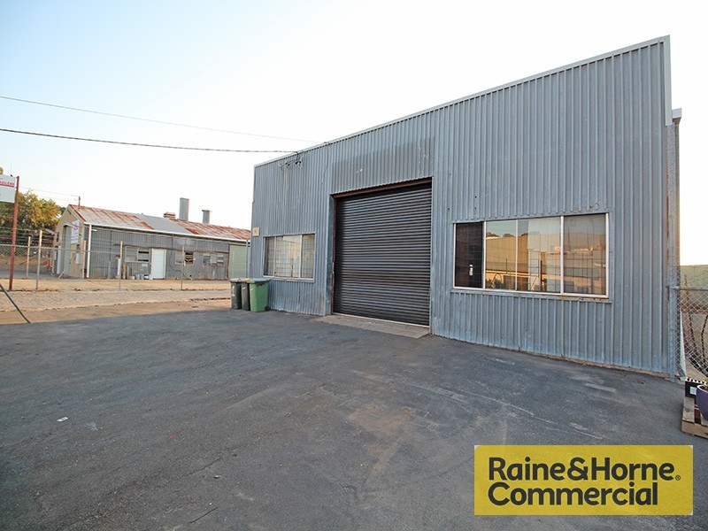 13 Brewer Street, Clontarf QLD 4019