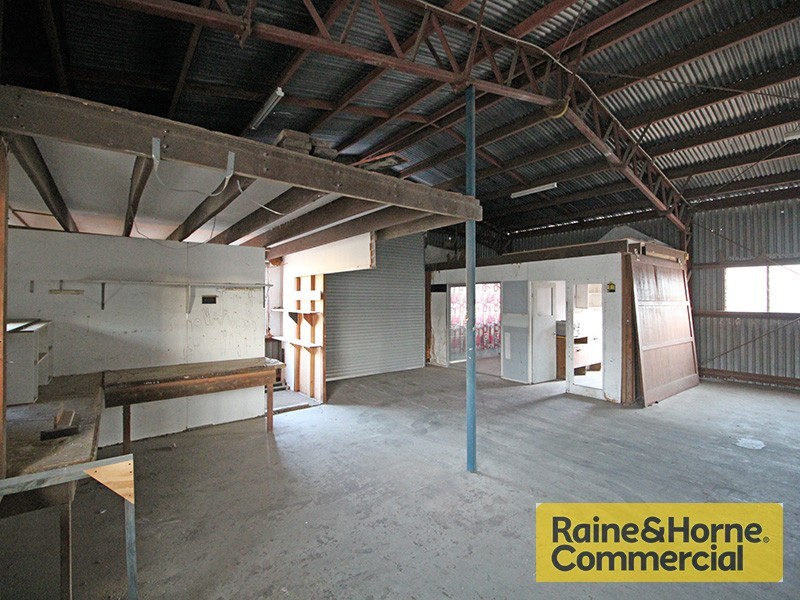 13 Brewer Street, Clontarf QLD 4019