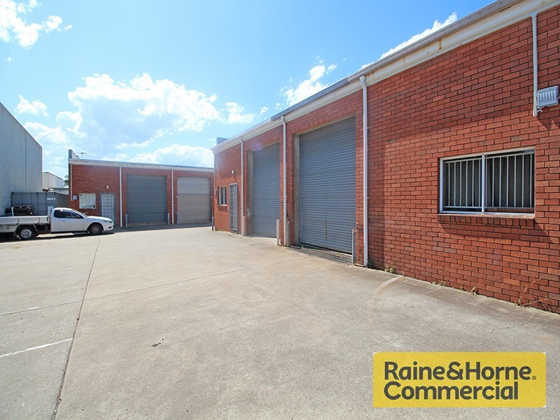 13-15 Storie Street, Clontarf QLD 4019