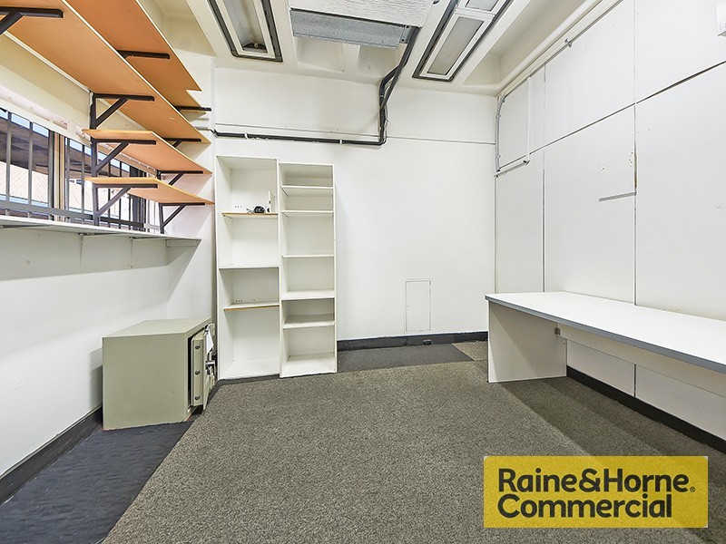 2/445 Upper Edward Street, Spring Hill QLD 4000