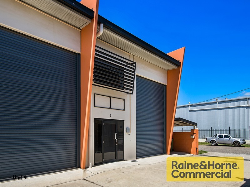9 and 10/22-32 Robson Street, Clontarf QLD 4019