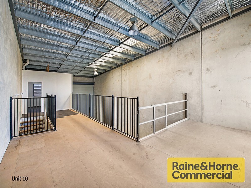9 and 10/22-32 Robson Street, Clontarf QLD 4019