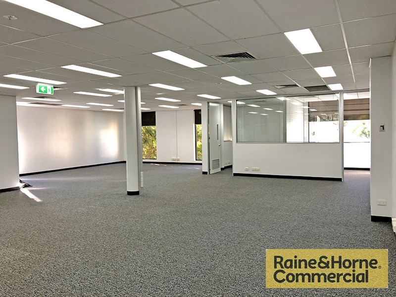 7/33 Woodstock Road, Toowong QLD 4066