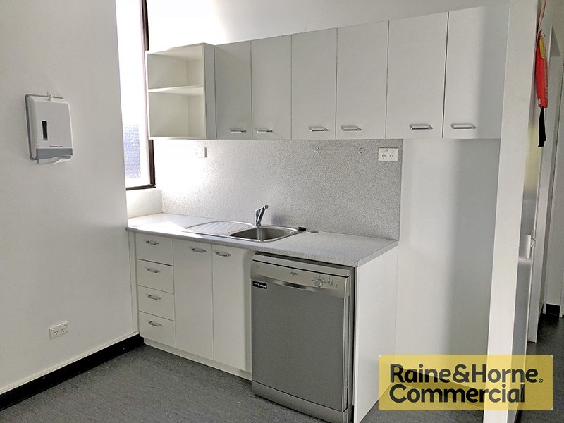 7/33 Woodstock Road, Toowong QLD 4066