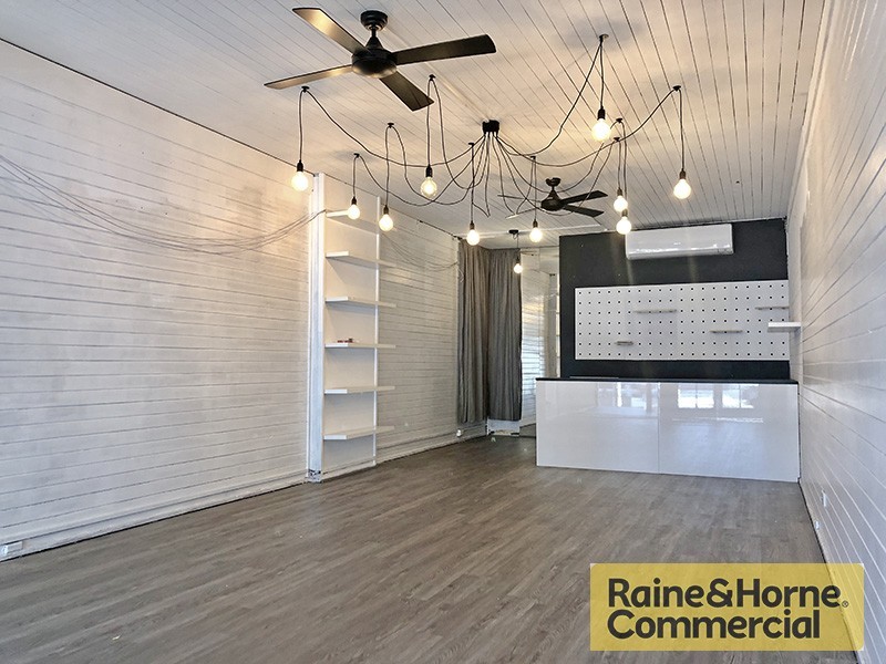 24 Station Road, Indooroopilly QLD 4068