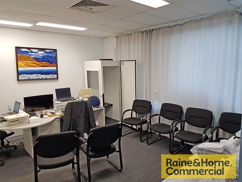 2/832 Gympie Road, Chermside QLD 4032