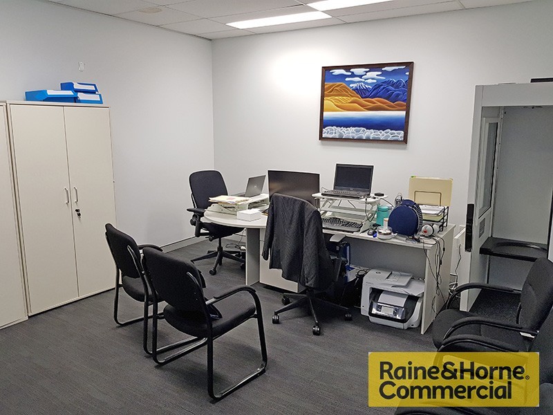 2/832 Gympie Road, Chermside QLD 4032