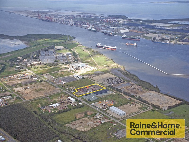 121 Main Beach Road, Pinkenba QLD 4008