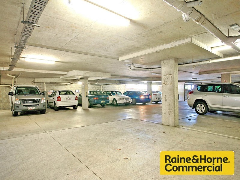 2/558 Gympie Road, Chermside QLD 4032