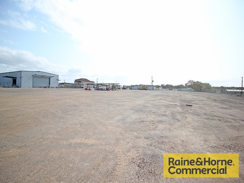 99 Main Beach Road, Pinkenba QLD 4008