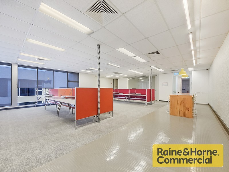 2/34 Thompson Street, Bowen Hills QLD 4006