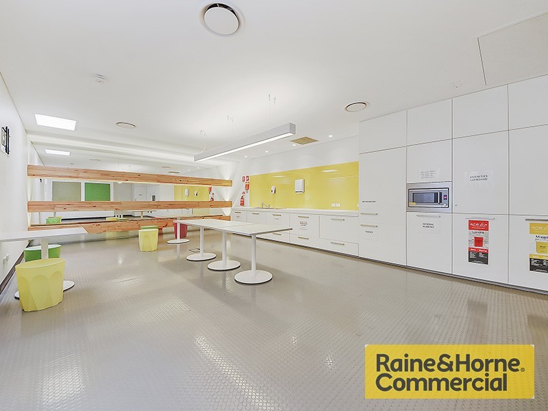 2/34 Thompson Street, Bowen Hills QLD 4006