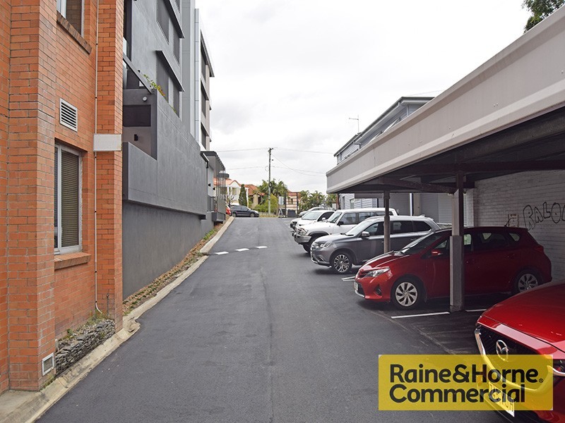 4/482 Kingsford Smith Drive, Hamilton QLD 4007