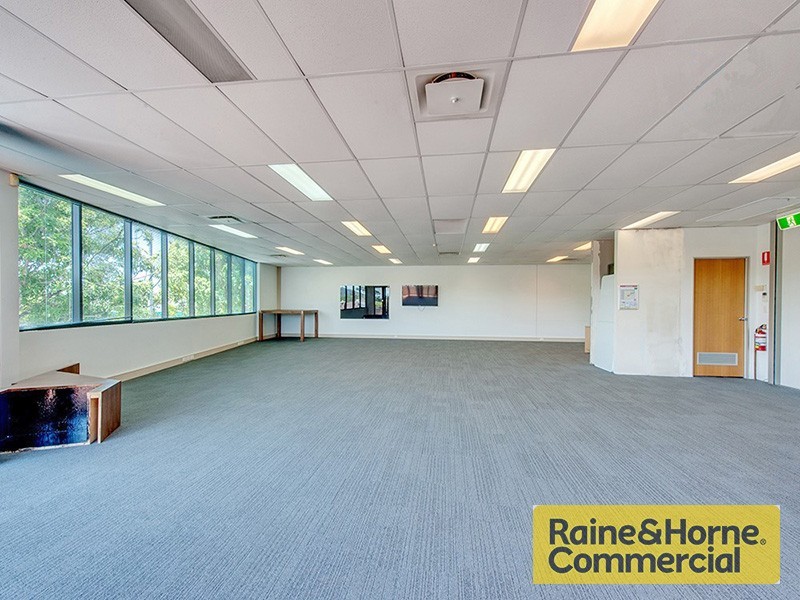 2/260 Waterworks Road, Ashgrove QLD 4060