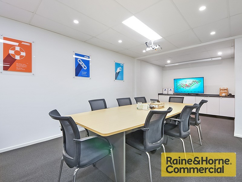 7 Hudson Road, Albion QLD 4010