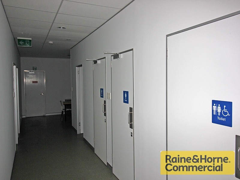 1/14 Ashtan Place, Banyo QLD 4014