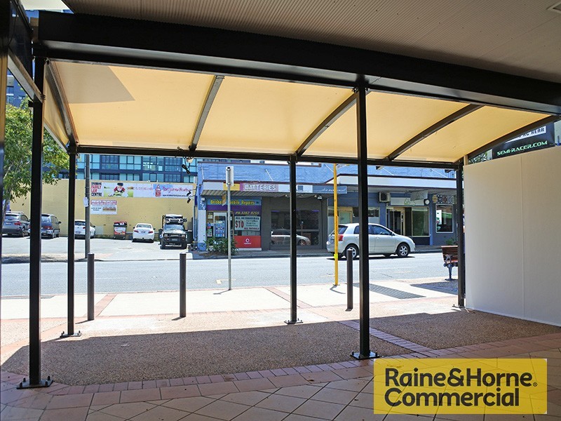 2/281 Sandgate Road, Albion QLD 4010