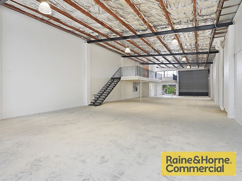 135 Sandgate Road, Albion QLD 4010