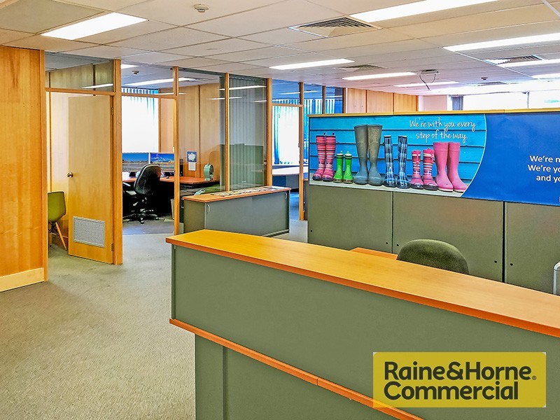 11/10 Benson Street, Toowong QLD 4066