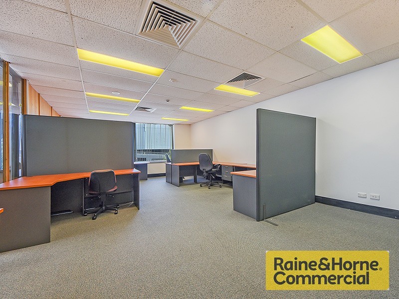 11/10 Benson Street, Toowong QLD 4066