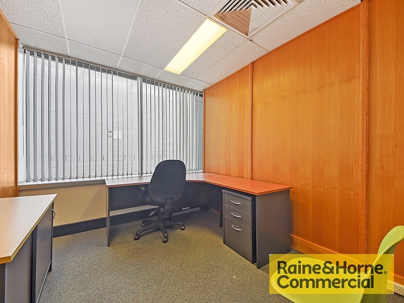 11/10 Benson Street, Toowong QLD 4066