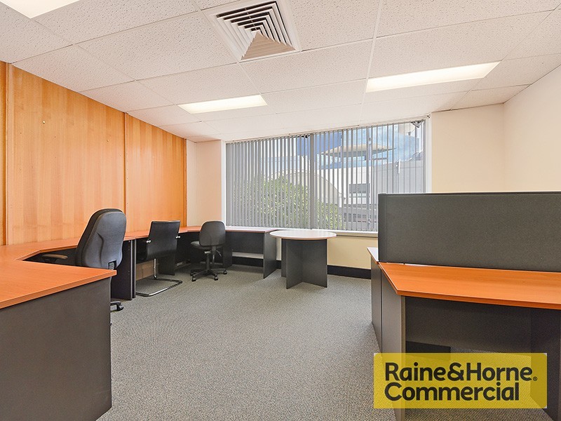 11/10 Benson Street, Toowong QLD 4066