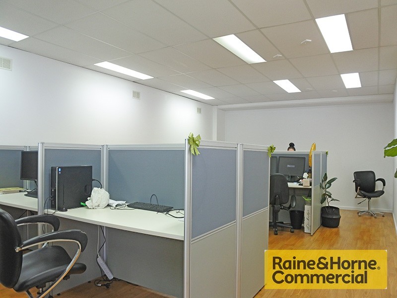 11 Fort Lane, Milton QLD 4064