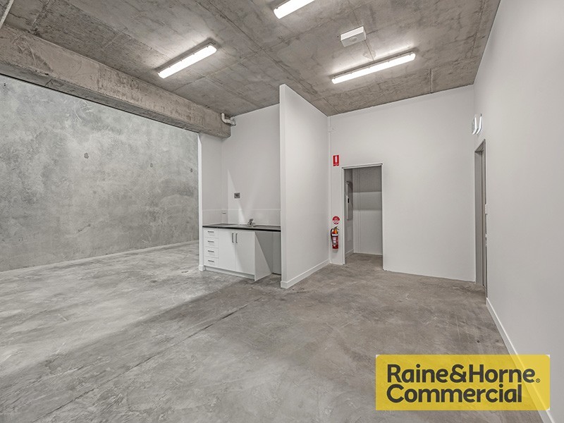 15 Holt Street, Pinkenba QLD 4008