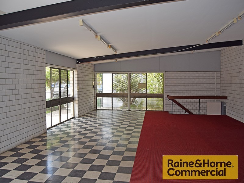 318 Oxley Avenue, Margate QLD 4019