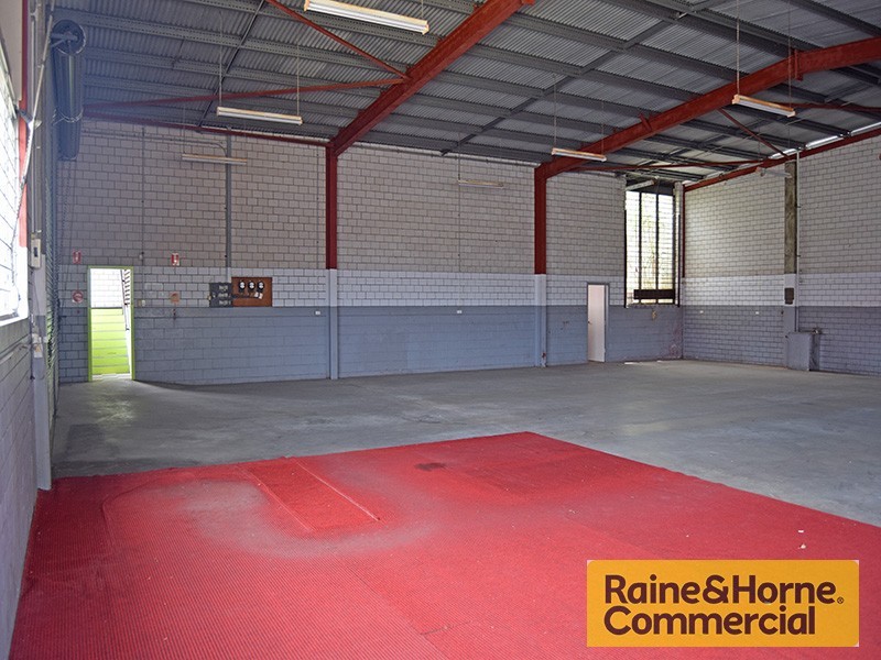 318 Oxley Avenue, Margate QLD 4019