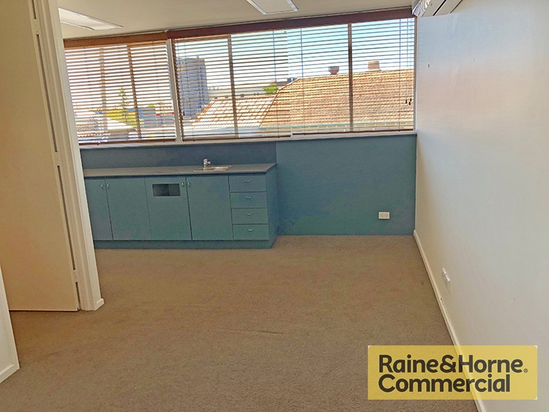 1/24 Station Road, Indooroopilly QLD 4068