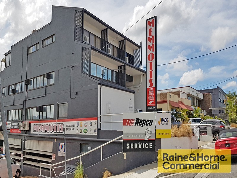 14 Cox Road, Windsor QLD 4030