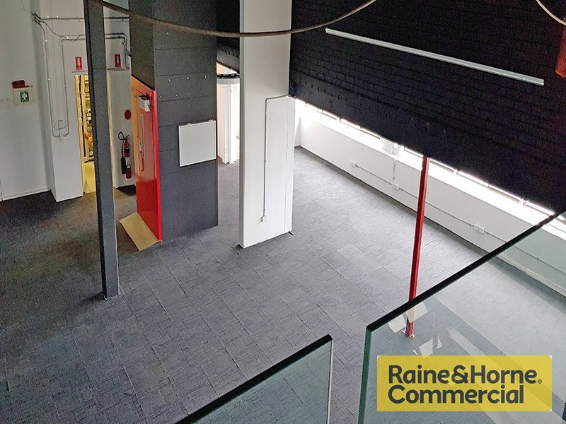 14 Cox Road, Windsor QLD 4030