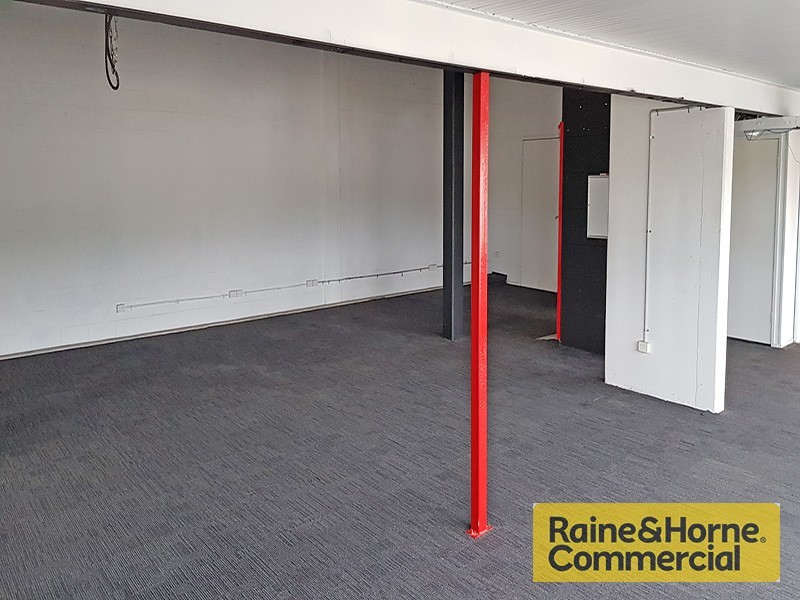 14 Cox Road, Windsor QLD 4030