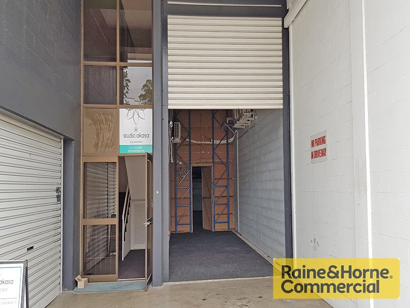 14 Cox Road, Windsor QLD 4030