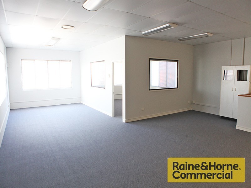 17 Moonbi Street, Brendale QLD 4500