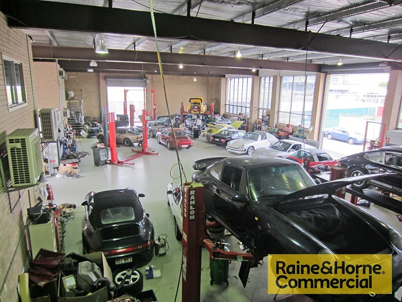 27 Wallace Street, Albion QLD 4010