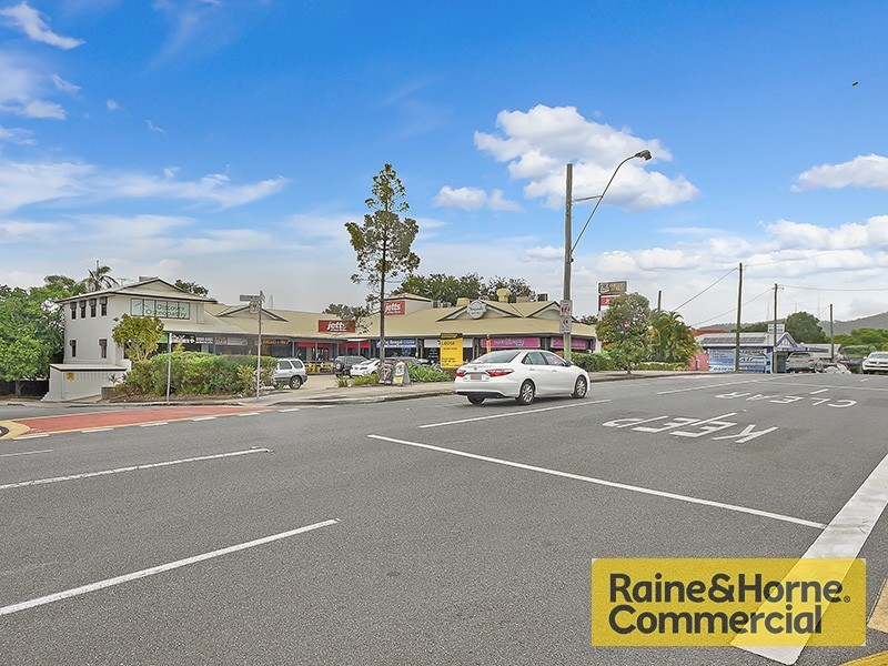338 Waterworks Road, Ashgrove QLD 4060