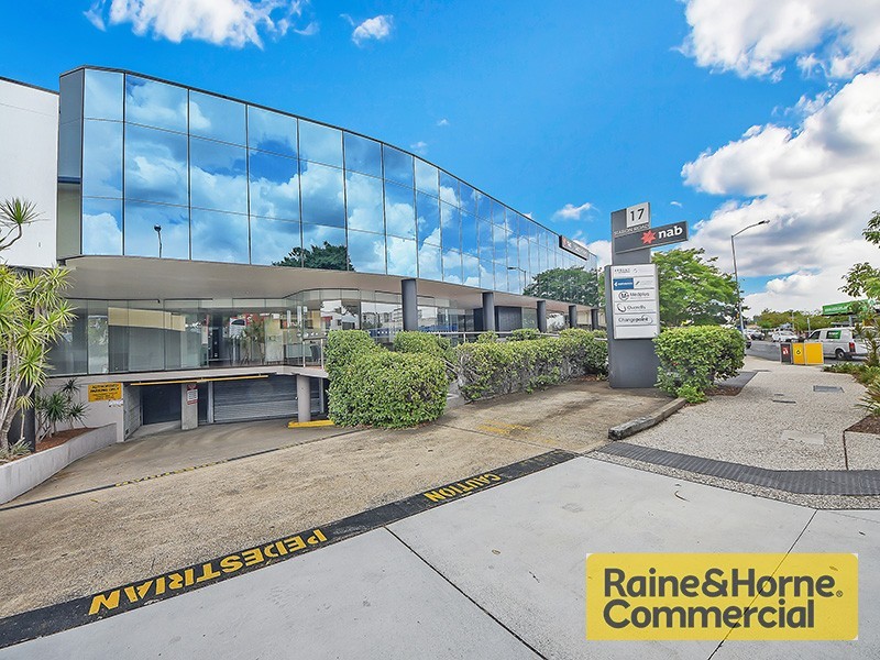 17 Station Road, Indooroopilly QLD 4068