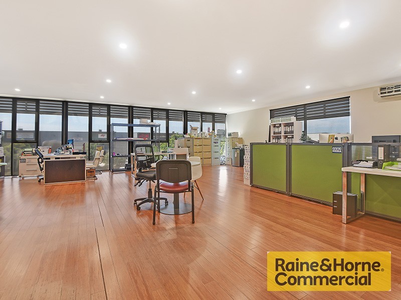 35 Flinders Parade, North Lakes QLD 4509