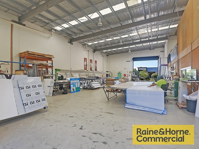 35 Flinders Parade, North Lakes QLD 4509