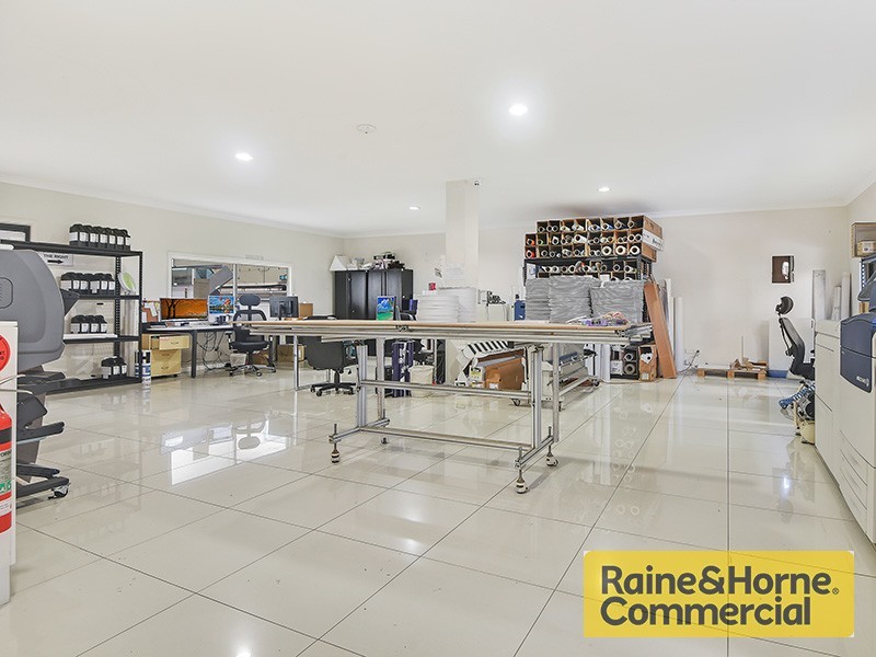 35 Flinders Parade, North Lakes QLD 4509