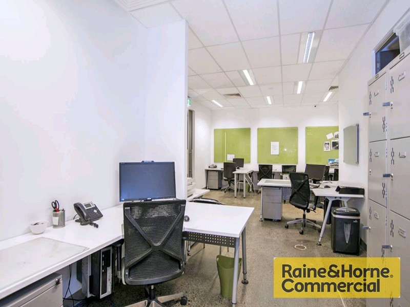 21 Nundah Street, Nundah QLD 4012