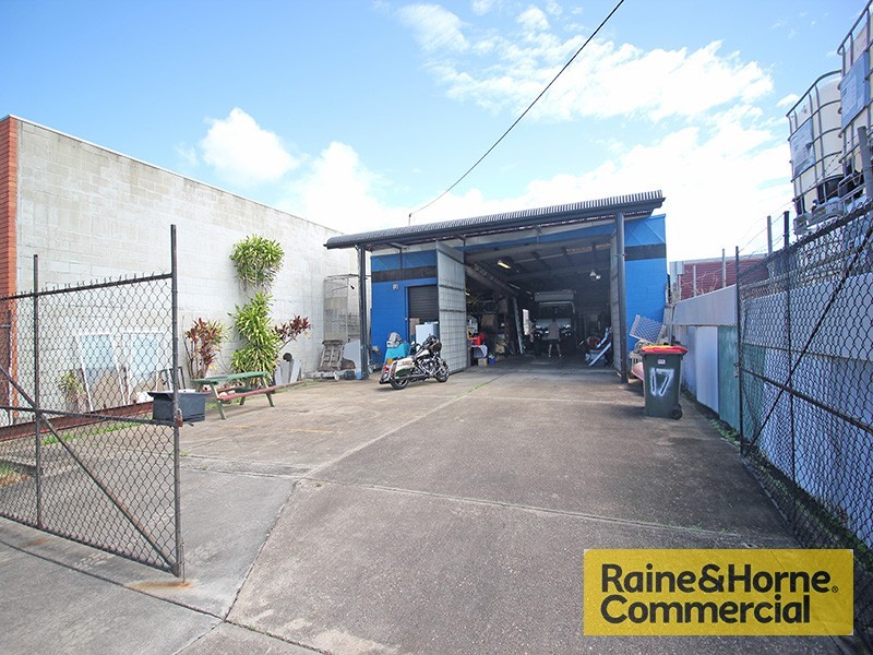 17 Storie Street, Clontarf QLD 4019