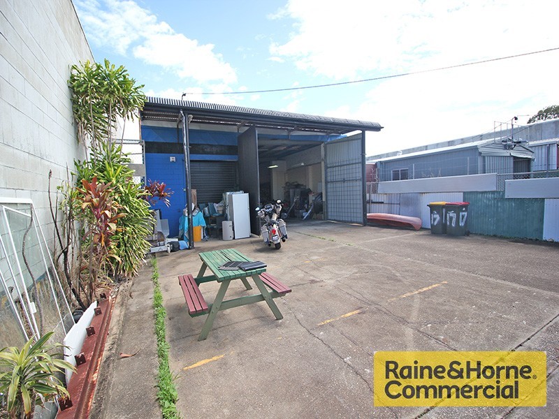 17 Storie Street, Clontarf QLD 4019