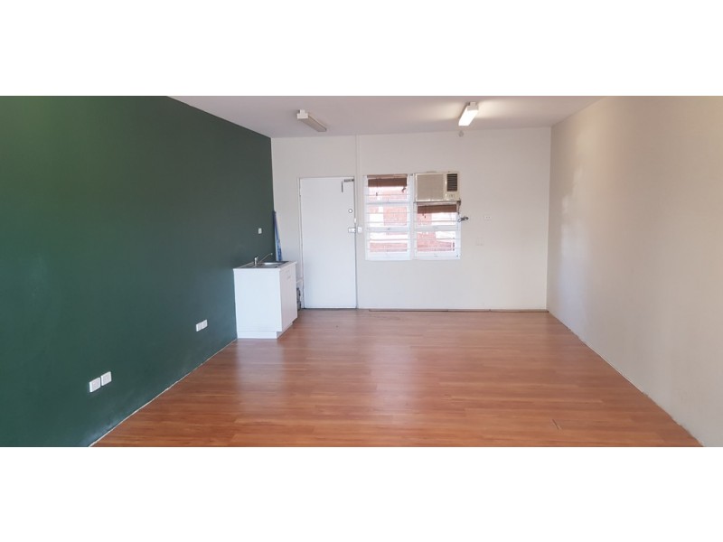 824 Gympie Road, Chermside QLD 4032