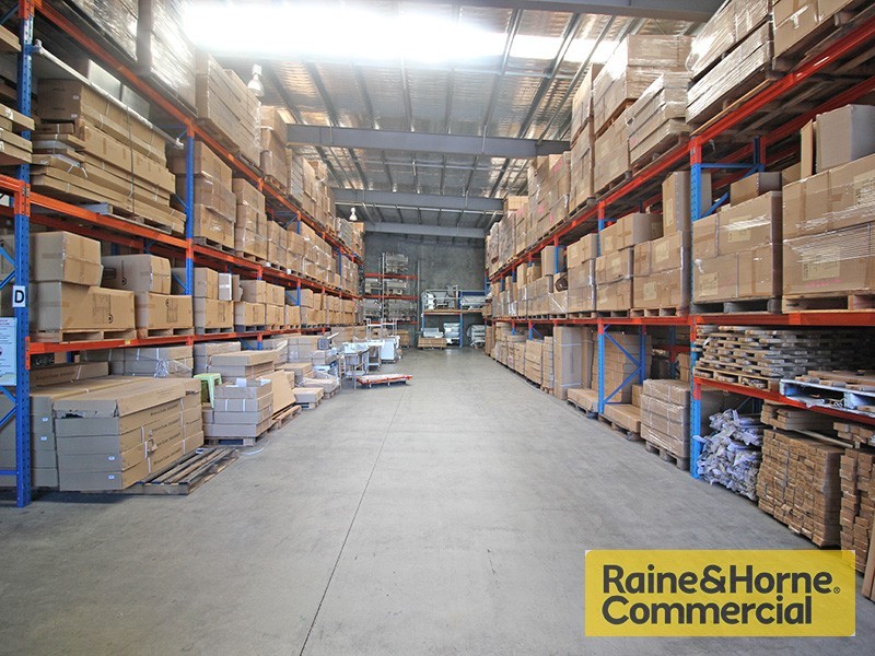 236-238 Earnshaw Road, Northgate QLD 4013