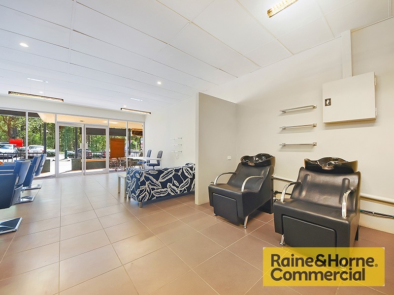 Shop 2and4, 4 Kirkdale Street, Chapel Hill QLD 4069